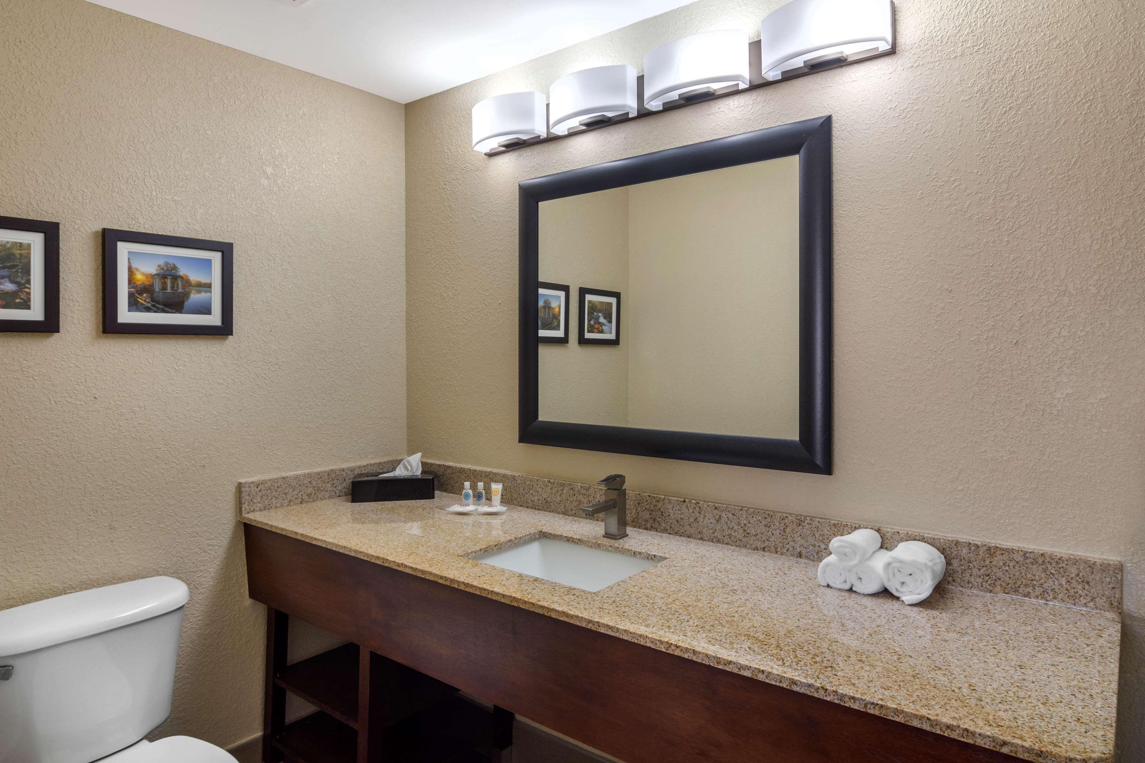 Comfort Suites Woodstock - Atlanta North Exterior foto